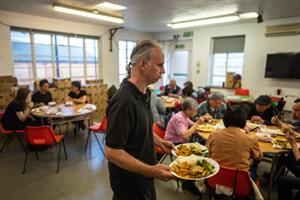 Charities call for paid statutory volunteering leave